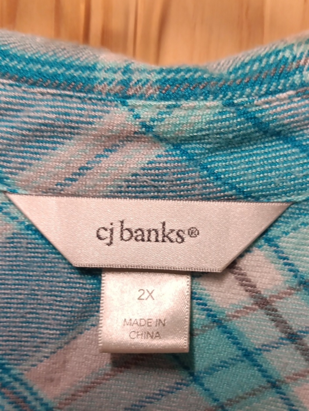 CJ Banks Plaid button-up shirt EUC - Picture 2 of 6